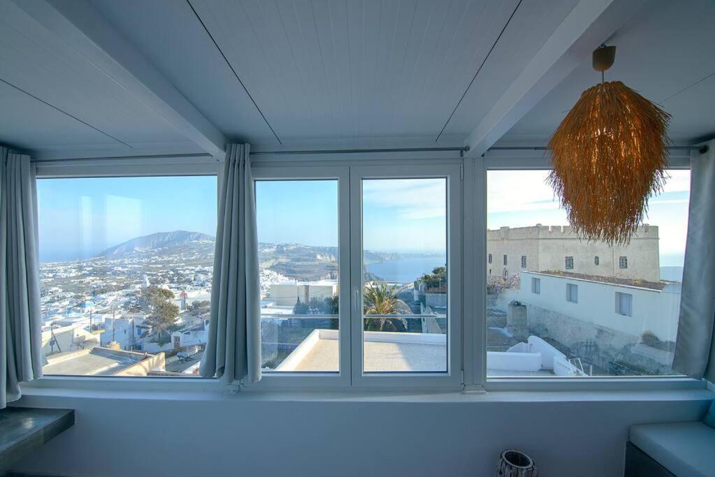 Castle View Apartment Firostefani Exterior photo